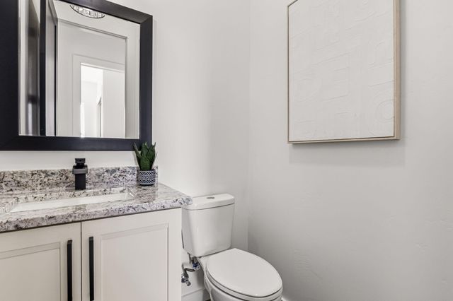 609 6th Street NE, Albuquerque, NM 87124