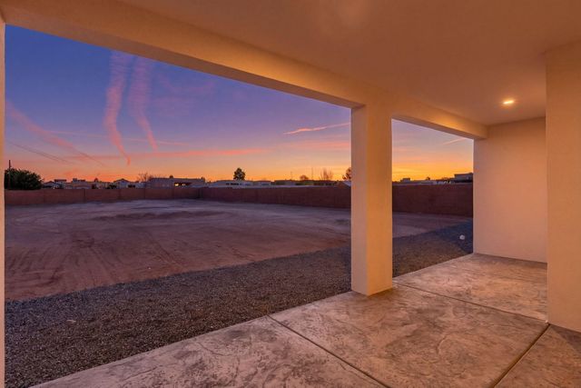 609 6th Street NE, Albuquerque, NM 87124