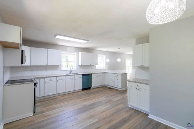102 Stanley Terrace, Warner Robins, GA 31088