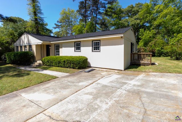 102 Stanley Terrace, Warner Robins, GA 31088