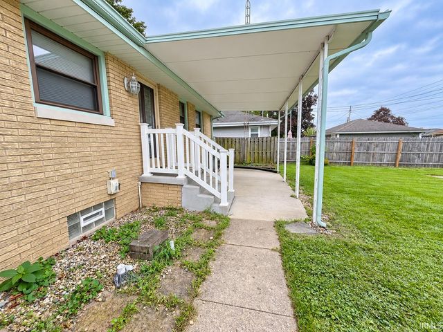 716 W 12th Street, Mishawaka, IN 46544