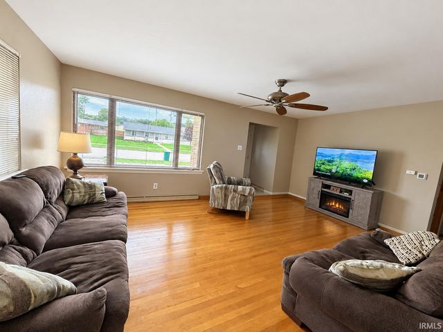 716 W 12th Street, Mishawaka, IN 46544