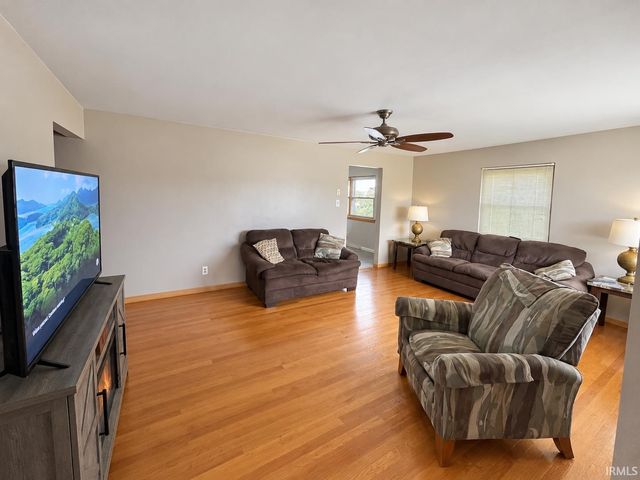 716 W 12th Street, Mishawaka, IN 46544