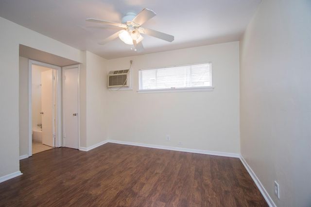 8803 Timberside 6, Houston, TX 77025