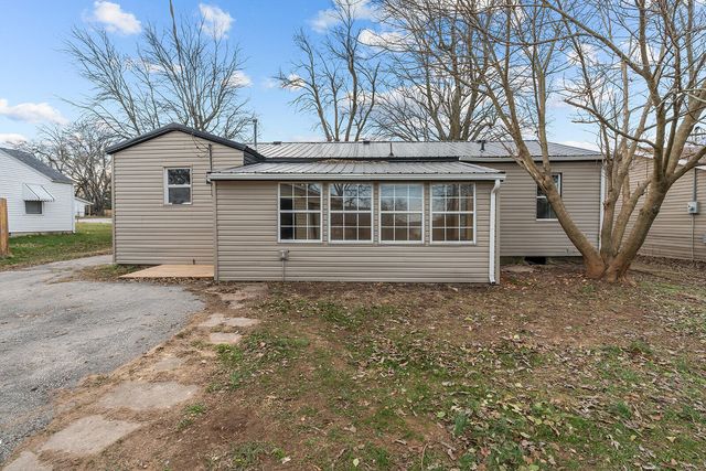 1553 E Nora Street, Springfield, MO 65803