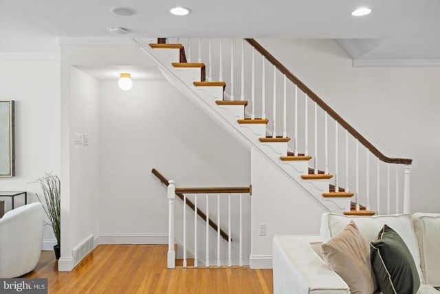 714 LOMBARD ST, Philadelphia, PA 19147