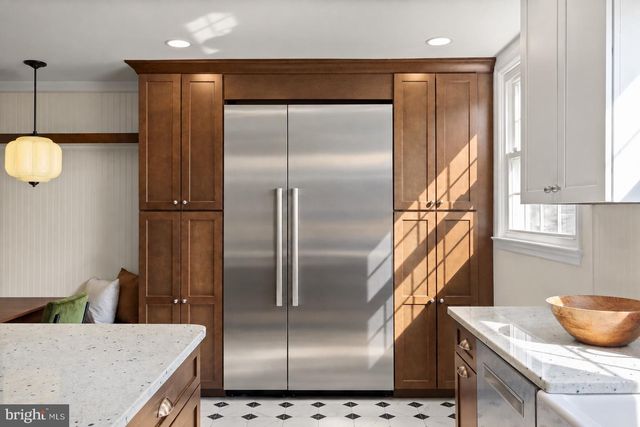 714 LOMBARD ST, Philadelphia, PA 19147