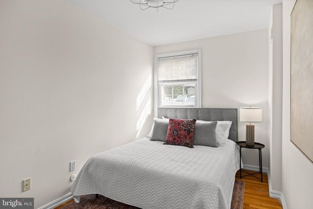 714 LOMBARD ST, Philadelphia, PA 19147