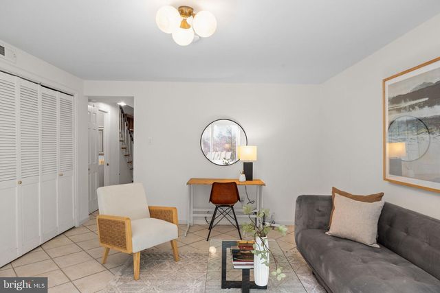 714 LOMBARD ST, Philadelphia, PA 19147