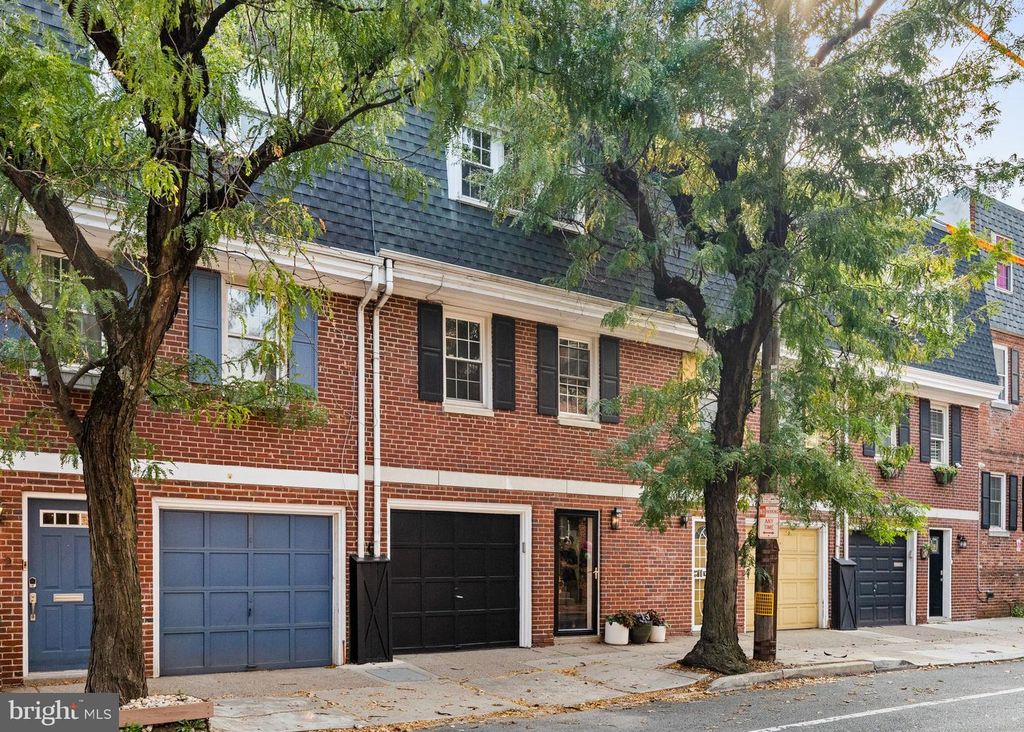 714 LOMBARD ST, PHILADELPHIA, PA 19147 — photo 2