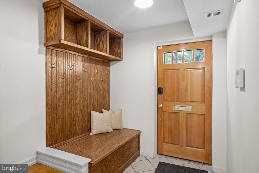 714 LOMBARD ST, PHILADELPHIA, PA 19147 — photo 4