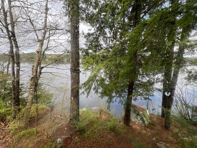 318 Sewell Shores Road, Lebanon, ME 04027