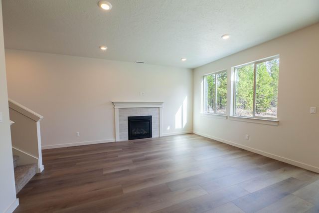16671 Neil Ct 9, La Pine, OR 97739