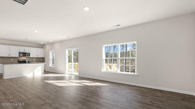 3060 Platinum Circle, West End, NC 27376