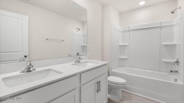 3060 Platinum Circle, West End, NC 27376