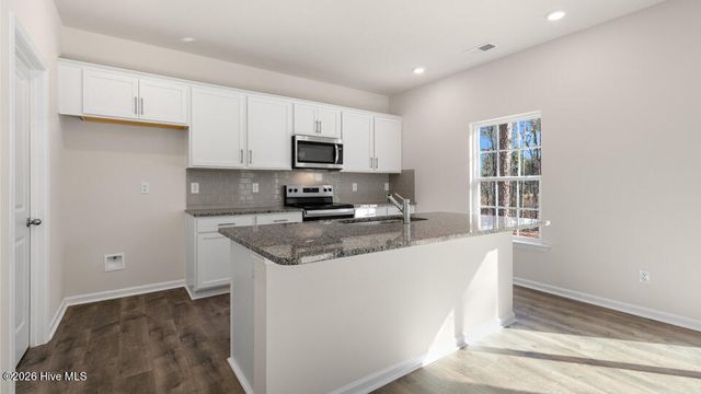 3060 Platinum Circle, West End, NC 27376