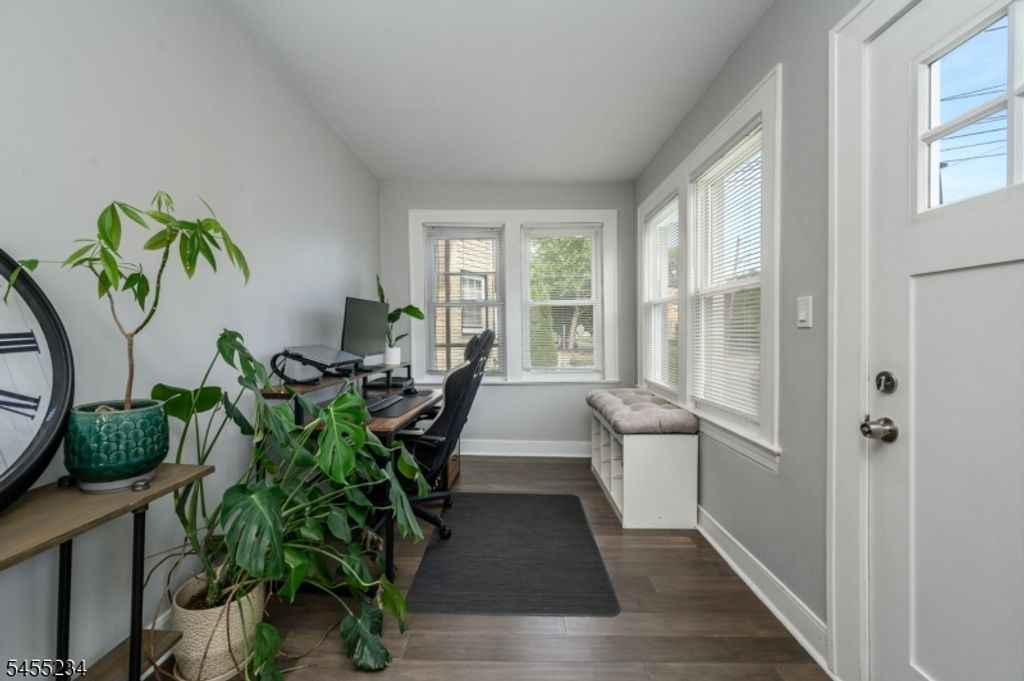 304 Myrtle Ave, Garwood Boro, NJ 07027 — photo 4