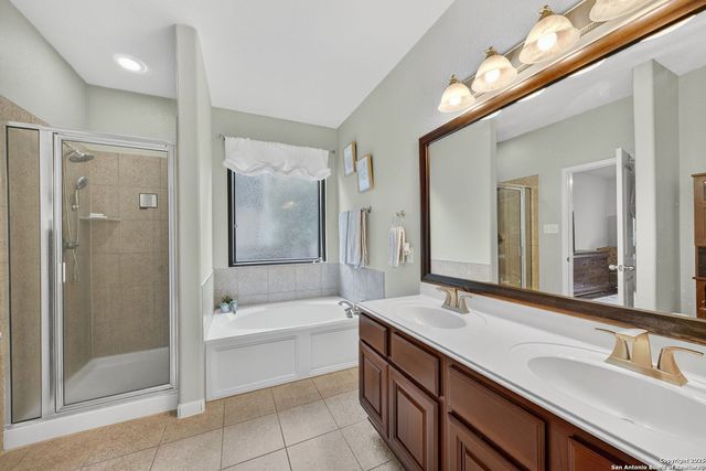 614 Colosseo, San Antonio, TX 78253