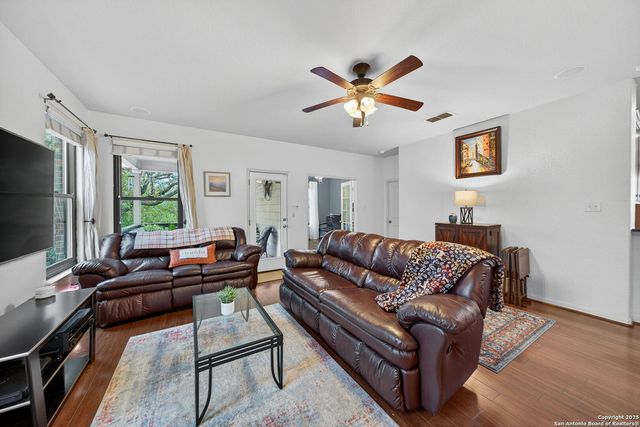 614 Colosseo, San Antonio, TX 78253