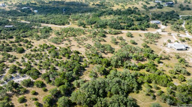 1014 Lipan Apache Run, Blanco, TX 78606