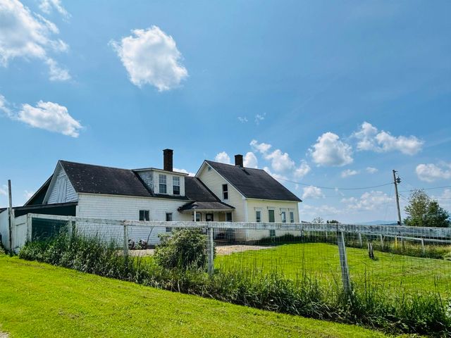 797 Golf Links Road, Colebrook, NH 03576