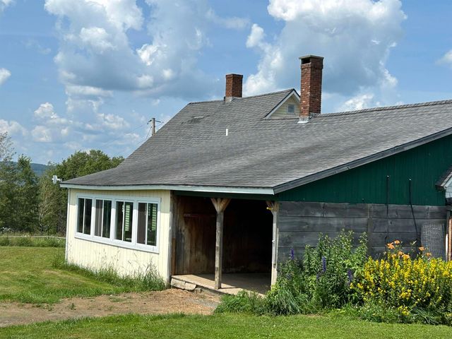 797 Golf Links Road, Colebrook, NH 03576