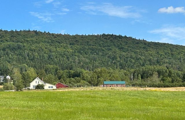 797 Golf Links Road, Colebrook, NH 03576