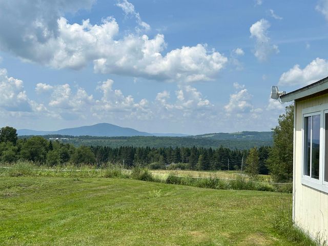 797 Golf Links Road, Colebrook, NH 03576