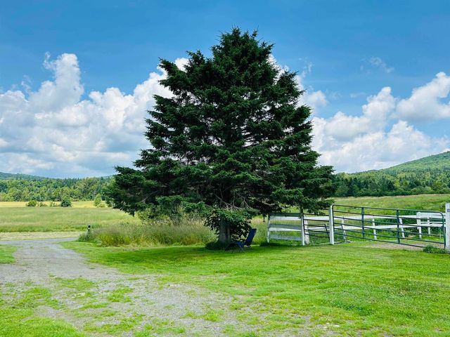 797 Golf Links Road, Colebrook, NH 03576