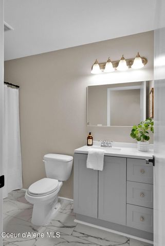 6940 N EPERIVER LN, Coeur D'alene, ID 83815