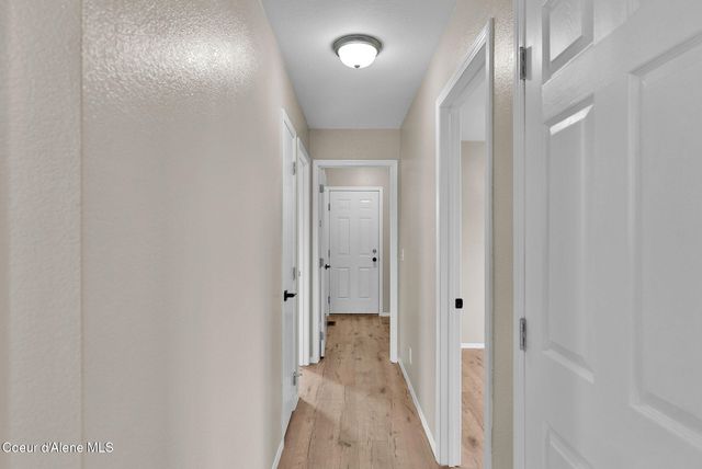 6940 N EPERIVER LN, Coeur D'alene, ID 83815