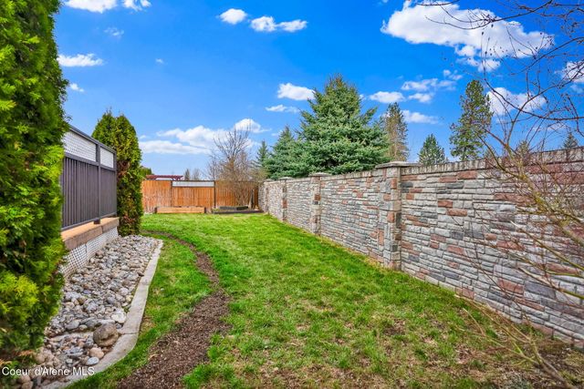 6940 N EPERIVER LN, Coeur D'alene, ID 83815