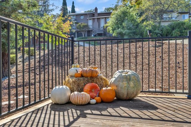 3539 Ridgeview Dr, El Dorado Hills, CA 95762