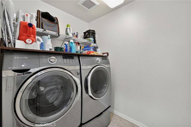 849 E Prommenade D, Azusa, CA 91702