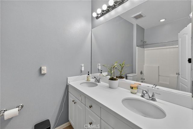 849 E Prommenade D, Azusa, CA 91702