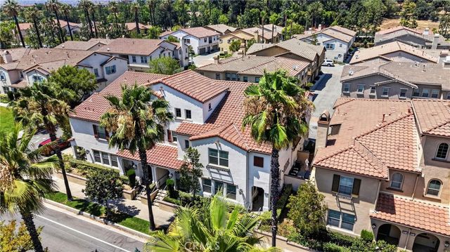 849 E Prommenade D, Azusa, CA 91702