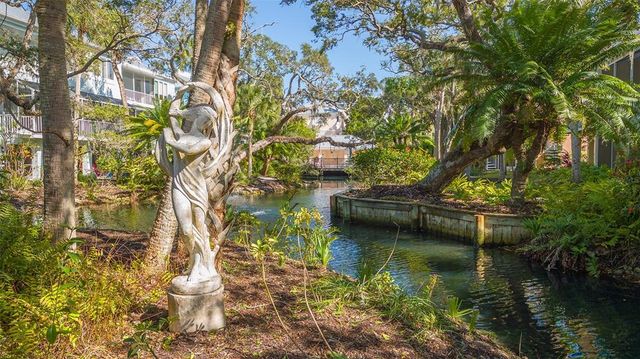 3925 HAMILTON CLUB CIRCLE 7, Sarasota, FL 34242