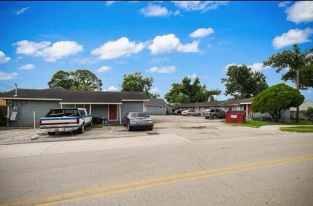 13928 Bandera Street, Houston, TX 77015