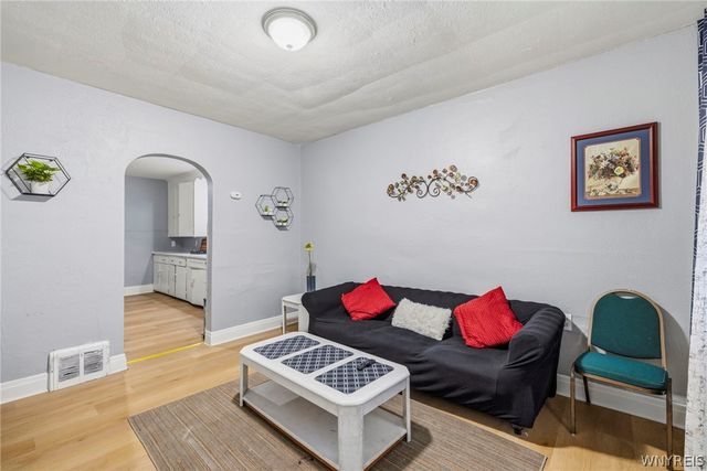 1341 Ashland Avenue, Niagara Falls, NY 14301