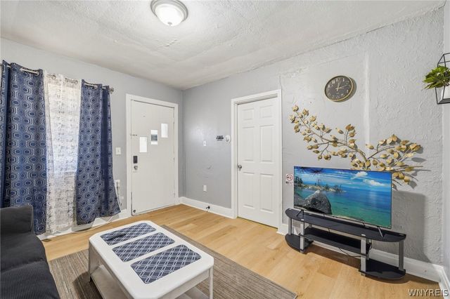1341 Ashland Avenue, Niagara Falls, NY 14301
