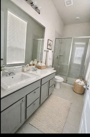 3825 cherry hills Drive, Sherman, TX 75090