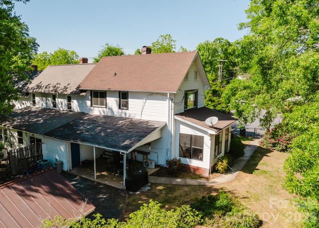97 Nantahala Street, Badin, NC 28009