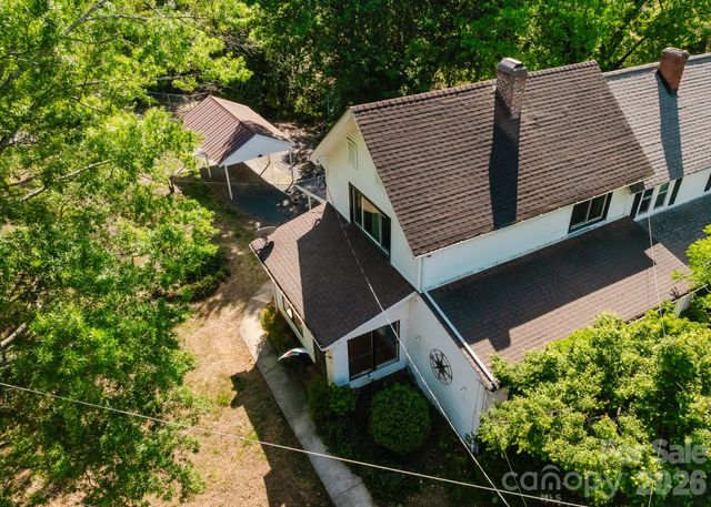 97 Nantahala Street, Badin, NC 28009