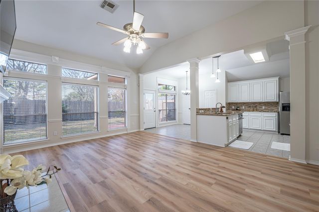 4426 Running Pine Drive, League City, TX 77573