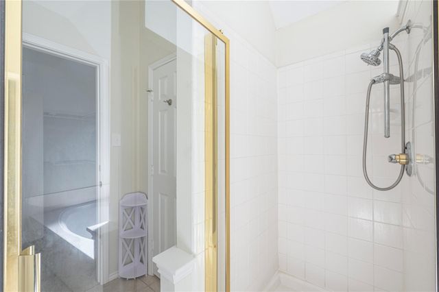 4426 Running Pine Drive, League City, TX 77573