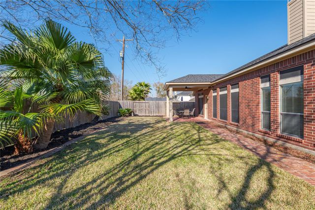 4426 Running Pine Drive, League City, TX 77573