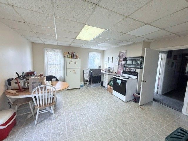 47 Acton St, Worcester, MA 01604