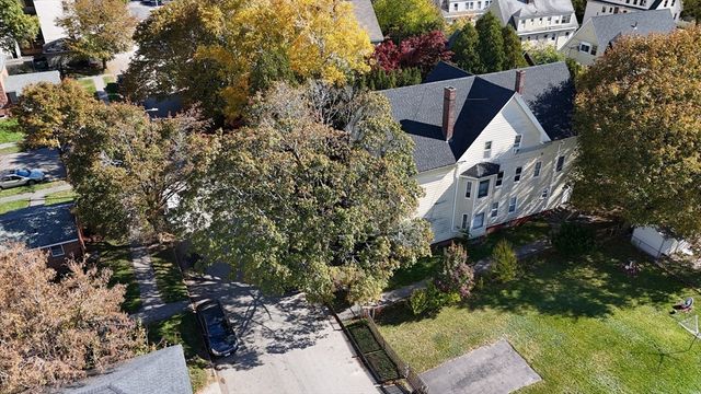 47 Acton St, Worcester, MA 01604