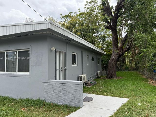 170 NE 68th Ter, Miami, FL 33138