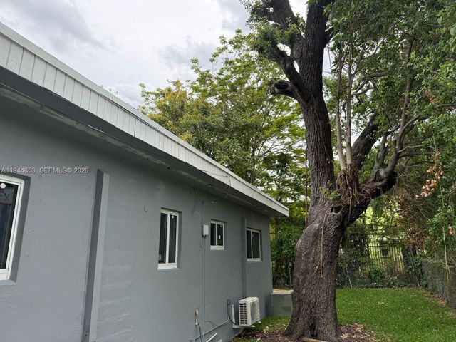 170 NE 68th Ter, Miami, FL 33138